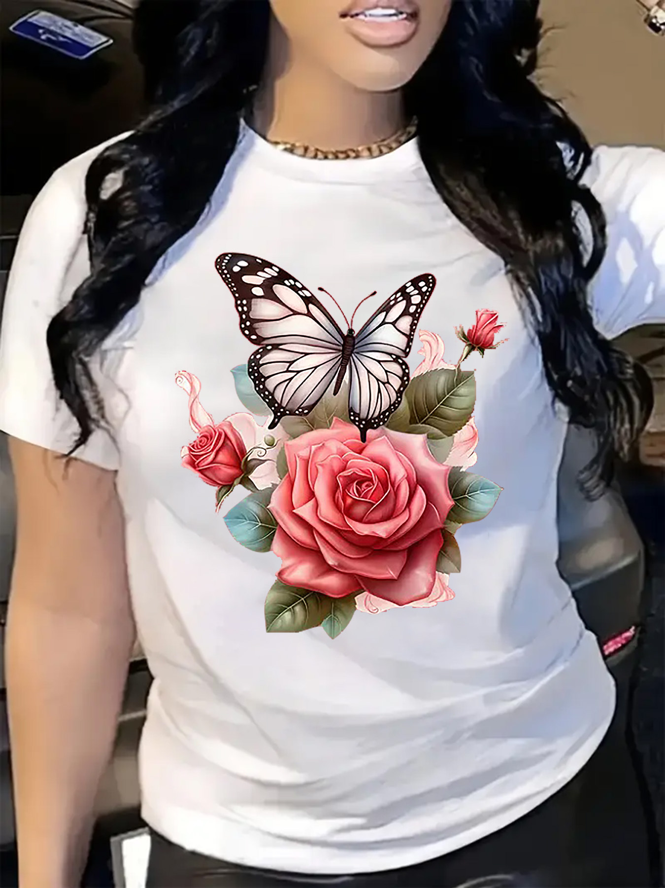 Summer Rose Clothing - تي شيرت نسائي بطبعة فراشة ووردة،