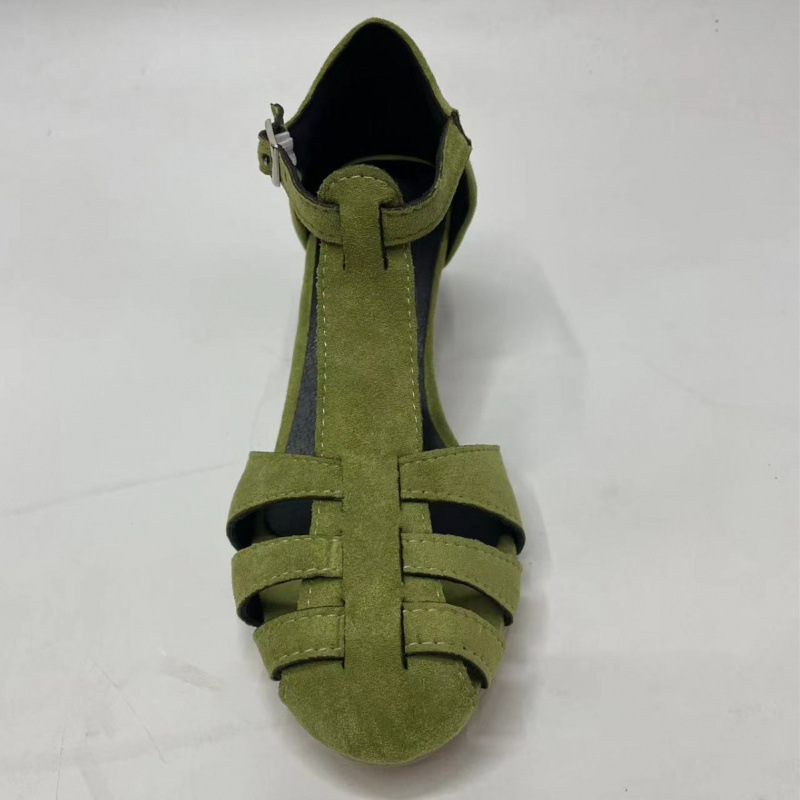 صنادل نسائية خضراء من الجلد ال - مراجعة Summer Clothing Stores وسعره