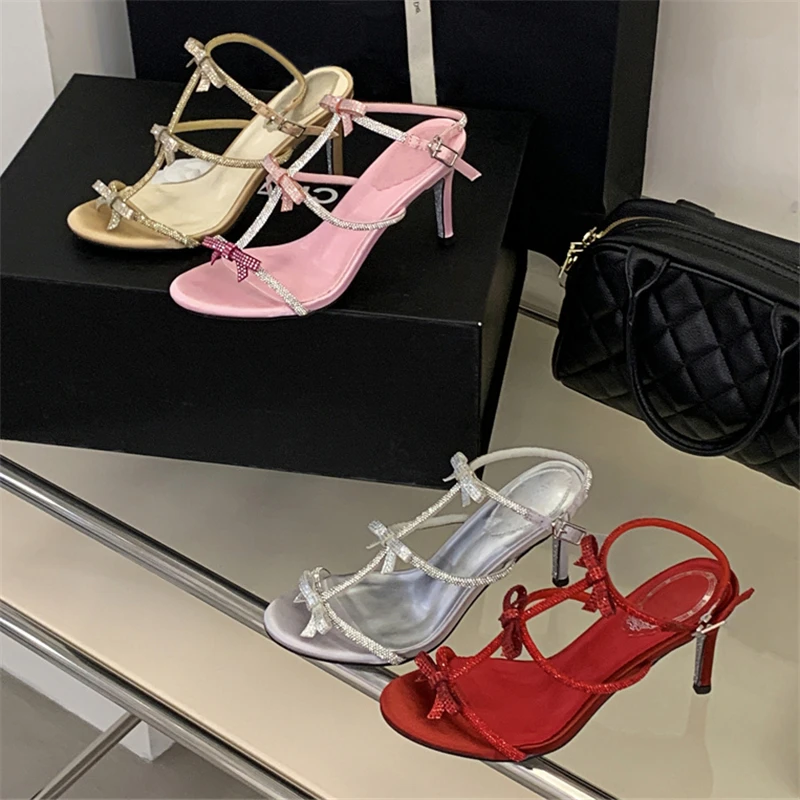 صندل نسائي صيفي أنيق بكعب عالٍ - مراجعة Summer Clothing Stores وسعره