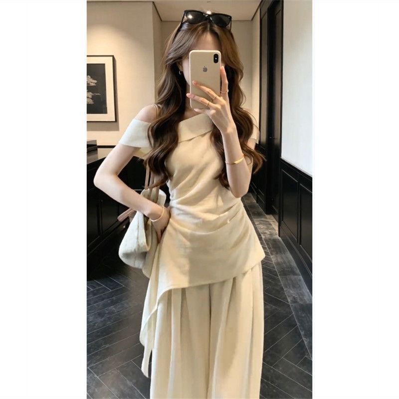 طقم صيفي أنيق للنساء: تي شيرت  - مراجعة Summer Clothing Design وسعره