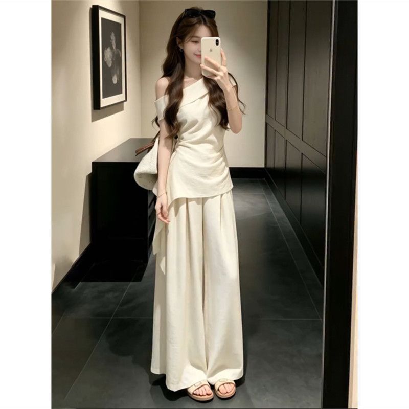 طقم صيفي أنيق للنساء: تي شيرت  - مراجعة Summer Clothing Design وسعره