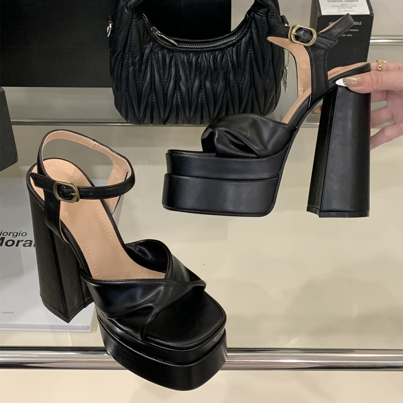 نجمة نمط موضة منصة مزدوجة أساف - مراجعة Summer Clothing Stores وسعره